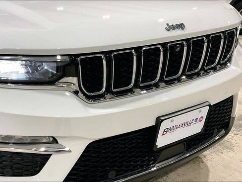 Used 2023 Jeep Grand Cherokee 4WD 4xe w/ Luxury Tech Group II image 27
