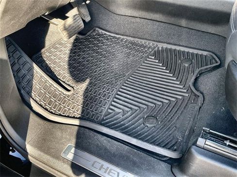 Used 2023 Chevrolet Tahoe LT w/ LT Signature Package image 37