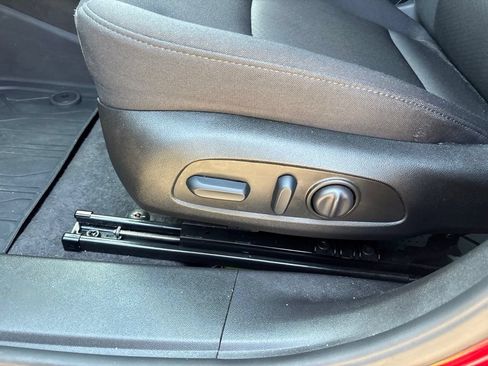 Used 2025 Chevrolet Malibu RS w/ LPO, Floor Liner Package FWD image 13