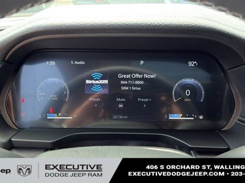 Used 2023 Jeep Grand Cherokee L Limited AWD/4WD image 15