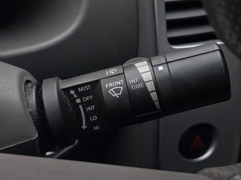 Used 2014 Nissan Frontier SV w/ SV Value Truck Package image 31