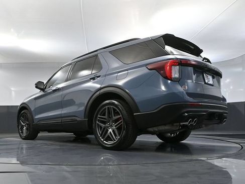 Used 2025 Ford Explorer ST AWD/4WD image 57