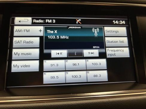 Used 2016 Land Rover Range Rover Sport HSE AWD/4WD image 12