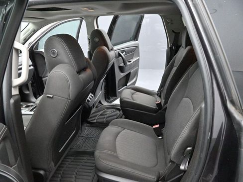 Used 2016 Chevrolet Traverse LT w/ Style and Technology Package AWD/4WD image 29