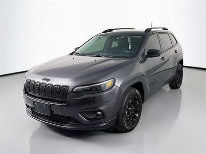 Used 2023 Jeep Cherokee Altitude Lux