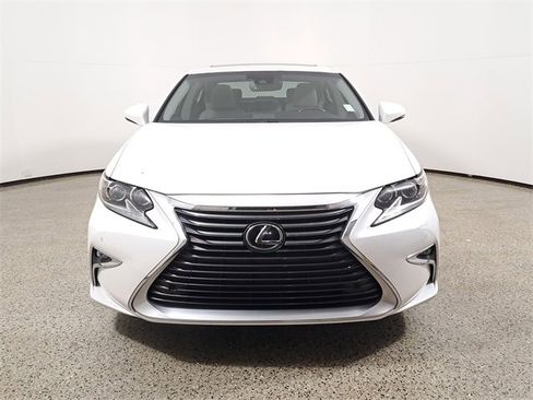 Used 2018 Lexus ES 350 image 3