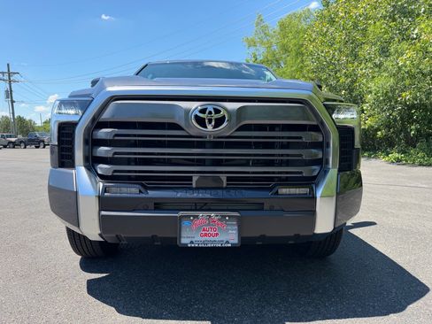 Used 2024 Toyota Tundra Limited AWD/4WD image 4