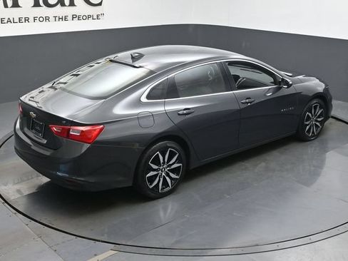 Used 2017 Chevrolet Malibu LT FWD image 39