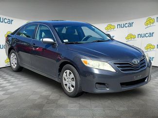 Used 2011 Toyota Camry LE FWD video 1