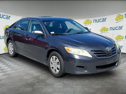 Used 2011 Toyota Camry LE FWD image 1