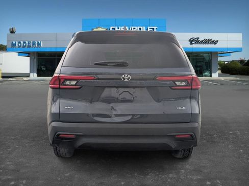 Used 2024 Toyota Grand Highlander XLE image 6