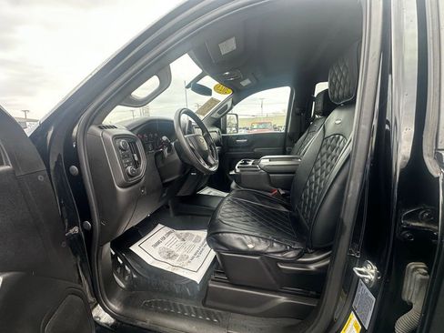 Used 2023 Chevrolet Silverado 3500 W/T image 11