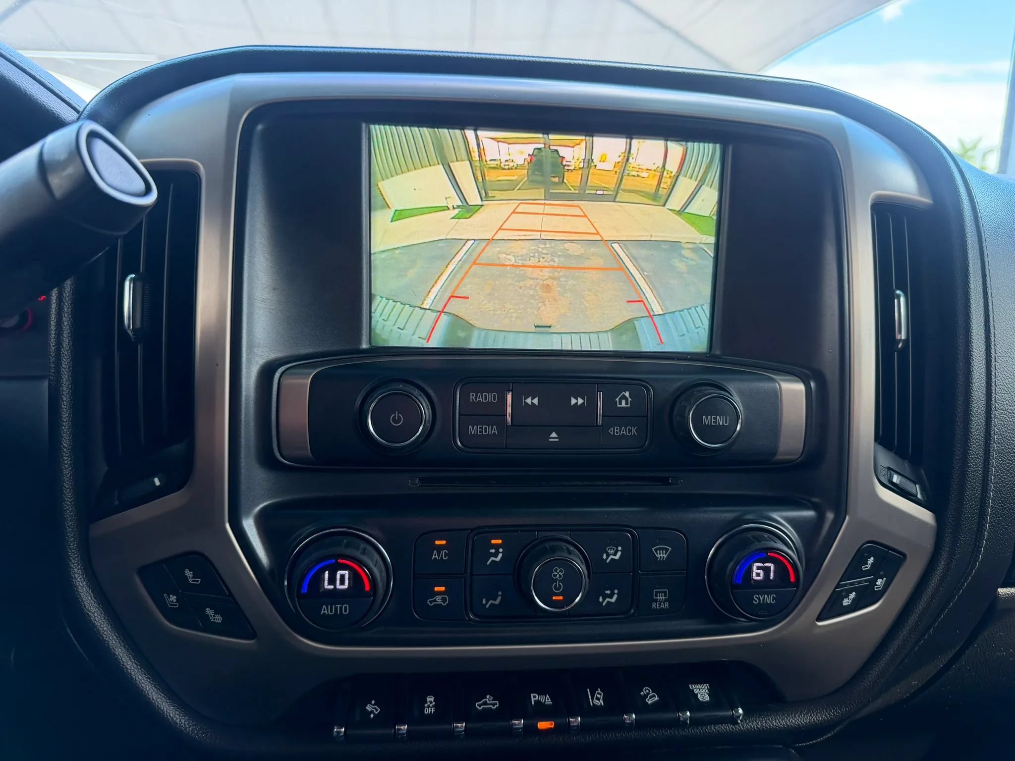 Used 2017 GMC Sierra 2500 Denali w/ Duramax Plus Package AWD/4WD image 24