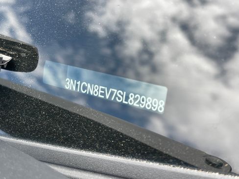 Used 2025 Nissan Versa SV w/ Trunk Package FWD image 11