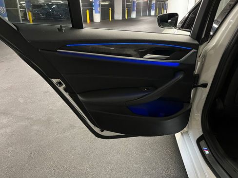 Used 2018 BMW 530i xDrive AWD/4WD image 21