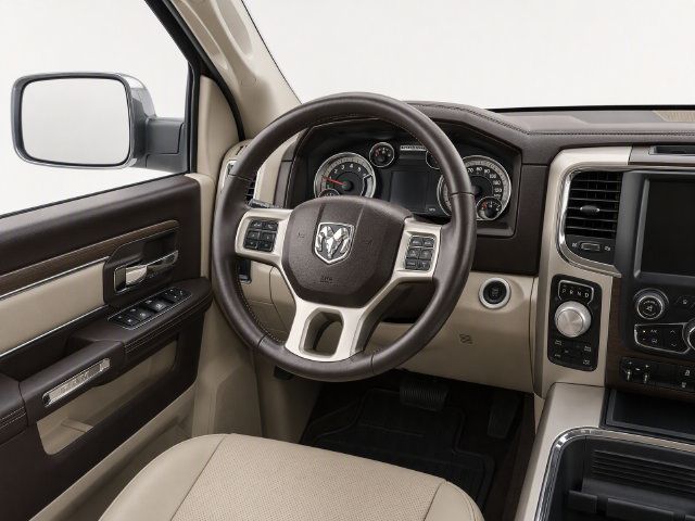 Used 2016 RAM 1500 Laramie w/ Convenience Group AWD/4WD image 18