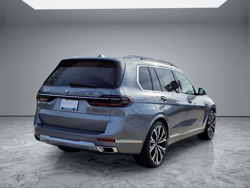 Used 2023 BMW X7 xDrive40i w/ Executive Package image 7
