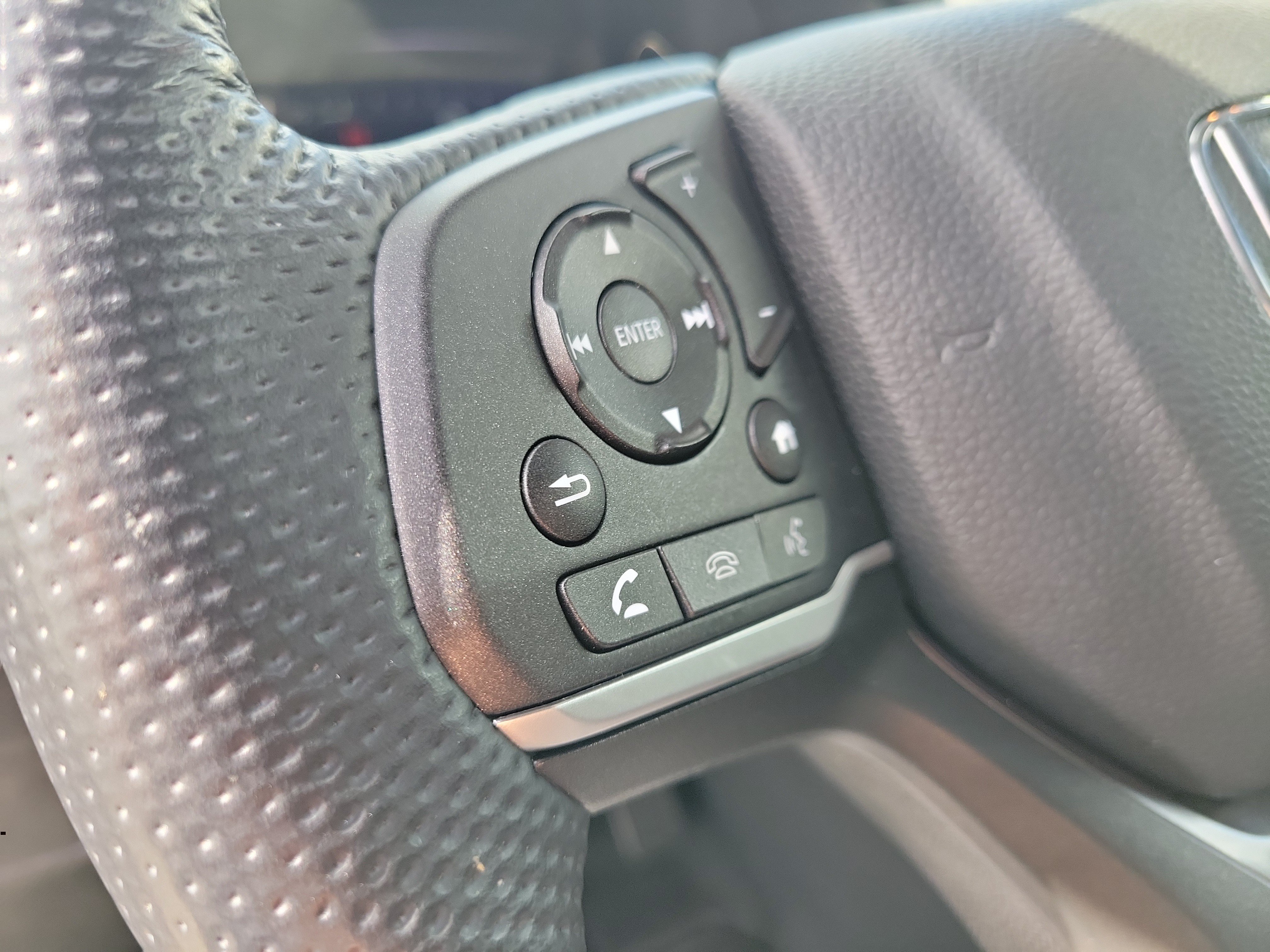 Used 2023 Honda Passport EX-L image 27