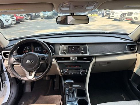 Used 2016 Kia Optima EX FWD image 36