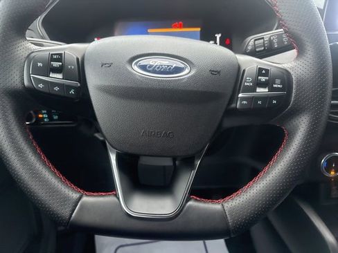 Used 2025 Ford Escape ST-Line image 14