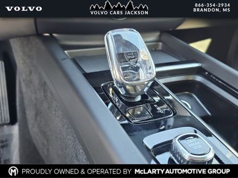 New 2026 Volvo XC60 B5 Plus w/ Protection Package Premier AWD/4WD image 21