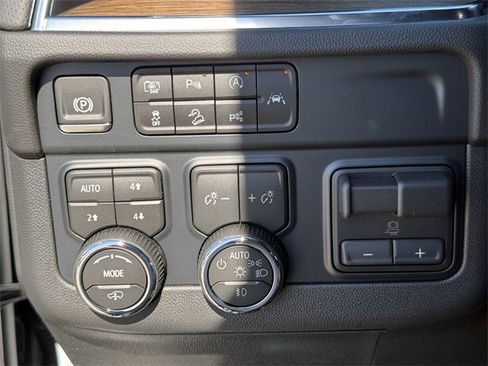 New 2026 Chevrolet Tahoe High Country image 21