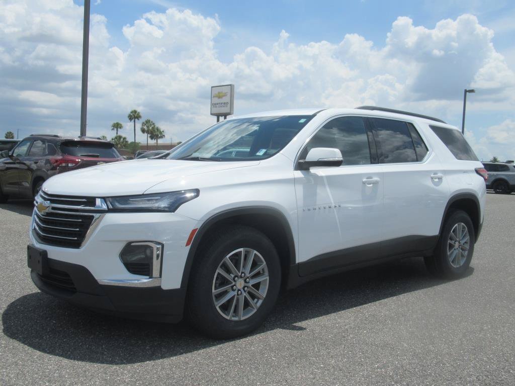 Certified 2023 Chevrolet Traverse LT FWD image 3