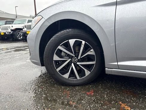 Used 2024 Volkswagen Jetta S image 28