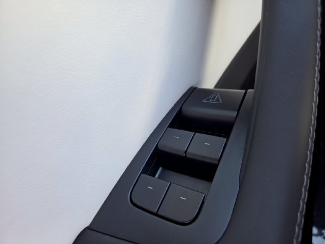Used 2026 Tesla Model Y Long Range RWD image 42