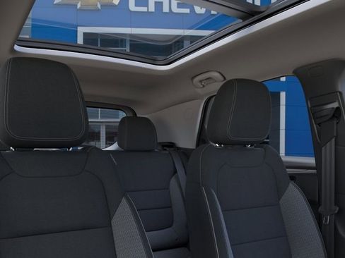 New 2026 Chevrolet TrailBlazer LT w/ Midnight Edition FWD image 25