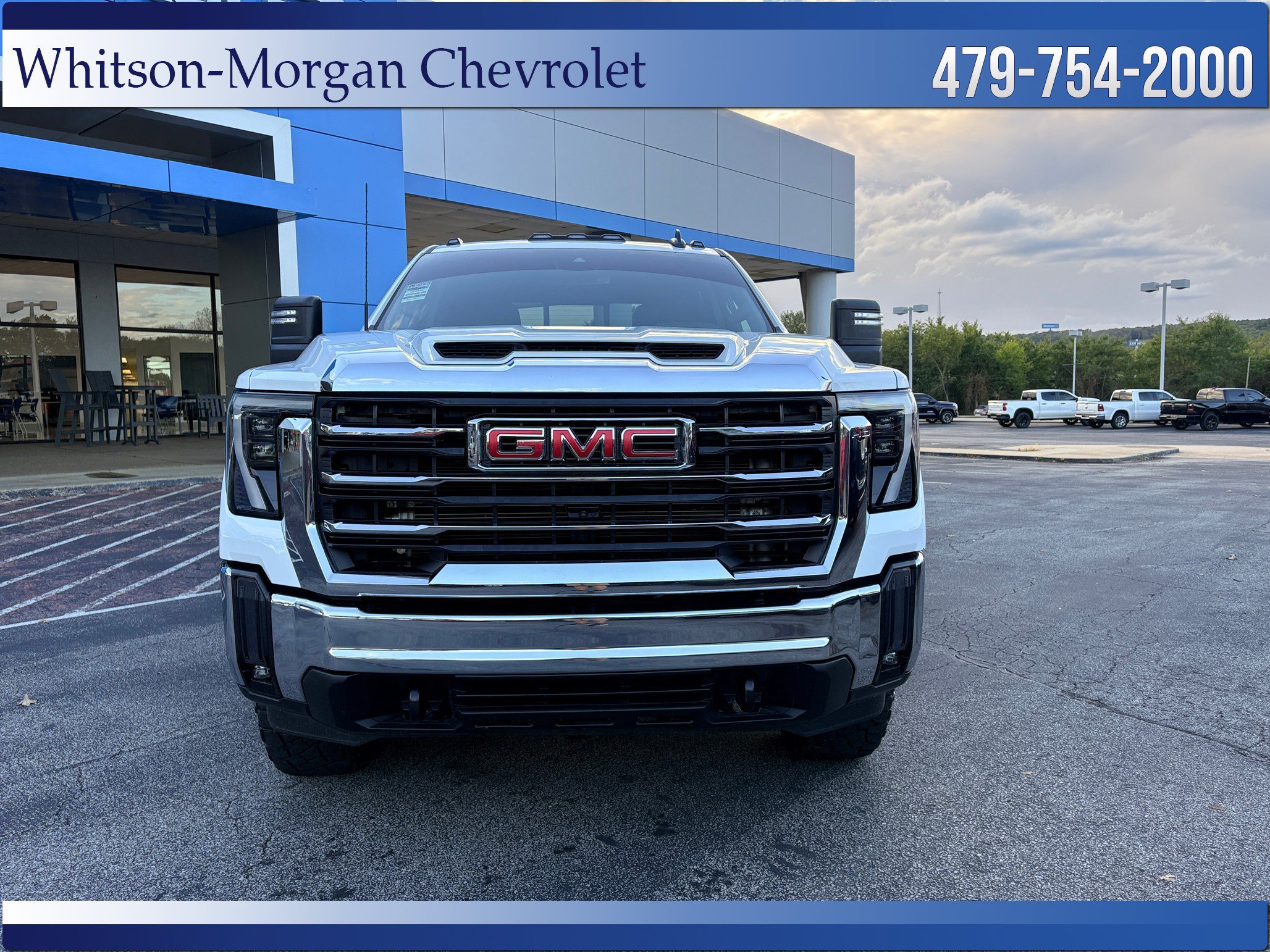 Used 2024 GMC Sierra 2500 SLE w/ SLE Value Package; AWD/4WD image 2
