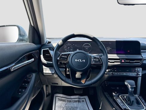 Certified 2025 Kia Seltos X-Line AWD/4WD image 25