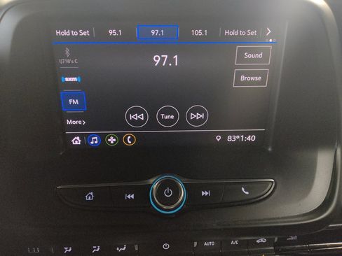 Used 2020 Chevrolet Camaro LT RWD image 25