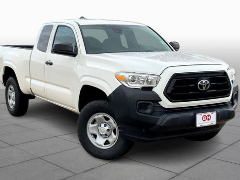 Used 2020 Toyota Tacoma SR AWD/4WD image 3