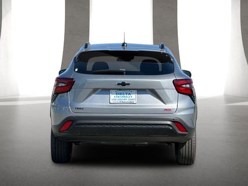 New 2026 Chevrolet Trax RS image 5
