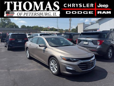 Used 2025 Chevrolet Malibu LT FWD image 1