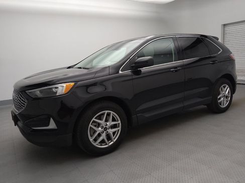 Used 2023 Ford Edge SEL image 2