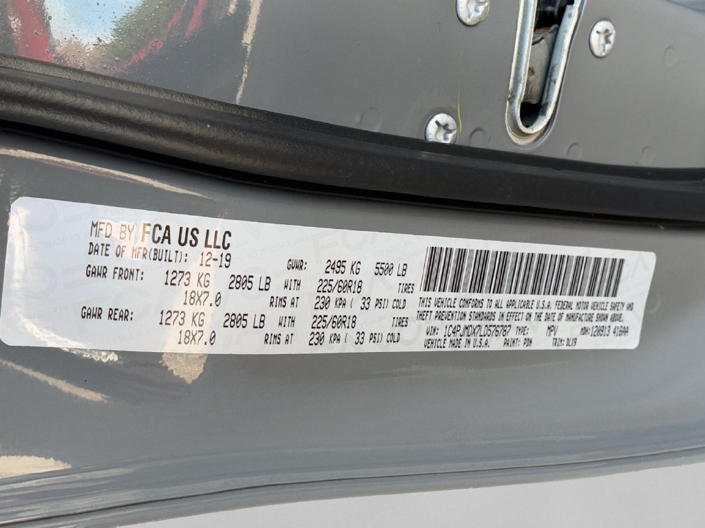 Certified 2020 Jeep Cherokee Limited AWD/4WD image 34