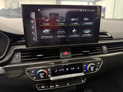 Used 2022 Audi S5 Premium Plus image 12