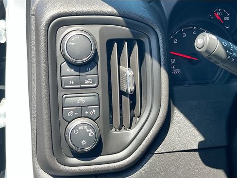Used 2025 Chevrolet Silverado 1500 Custom w/ Turbomax Blackout Package AWD/4WD image 10