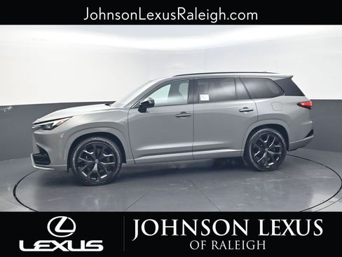 New 2026 Lexus TX 500h AWD image 2