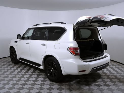 Used 2020 Nissan Armada Platinum w/ Captain's Chairs Package AWD/4WD image 10