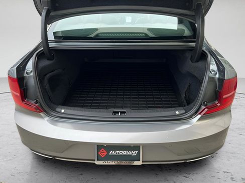 Used 2017 Volvo S90 T5 Inscription w/ Vision Package image 24