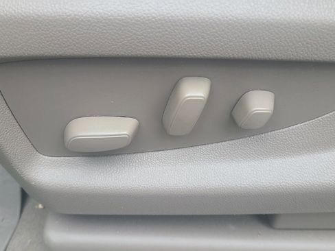 Used 2020 Chevrolet Tahoe LS w/ Enhanced Driver Alert Package image 19