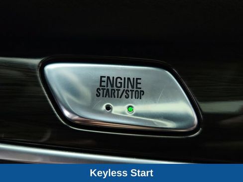 Used 2020 Buick Enclave Essence w/ Sport Touring Edition AWD/4WD image 20