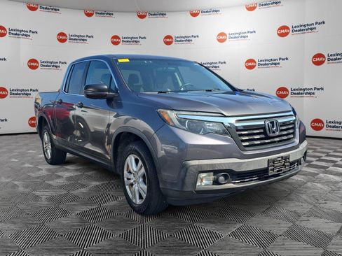 Used 2017 Honda Ridgeline RT image 1
