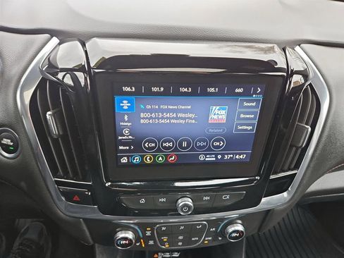 Used 2023 Chevrolet Traverse RS AWD/4WD image 25