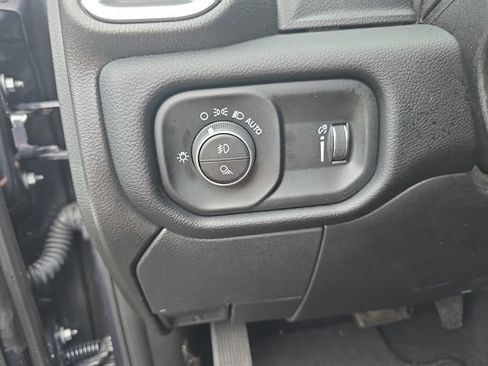 Used 2025 RAM 2500 Big Horn AWD/4WD image 20