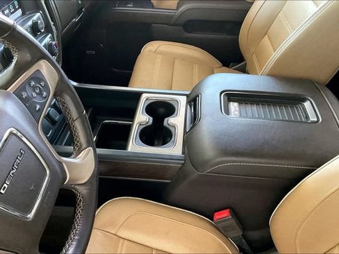 Used 2018 GMC Sierra 1500 Denali w/ Denali Ultimate Package AWD/4WD image 13