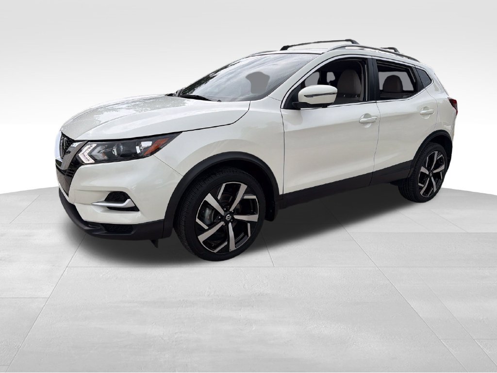 Used 2021 Nissan Rogue Sport SL FWD image 3